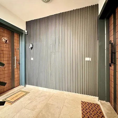 Ultra Luxury Dallas In Marina *