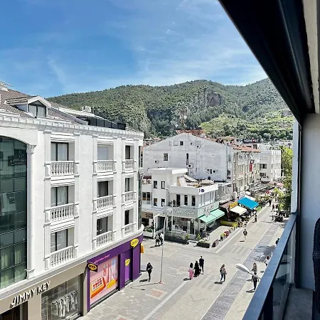 Ultra Luxury Dallas In Marina *